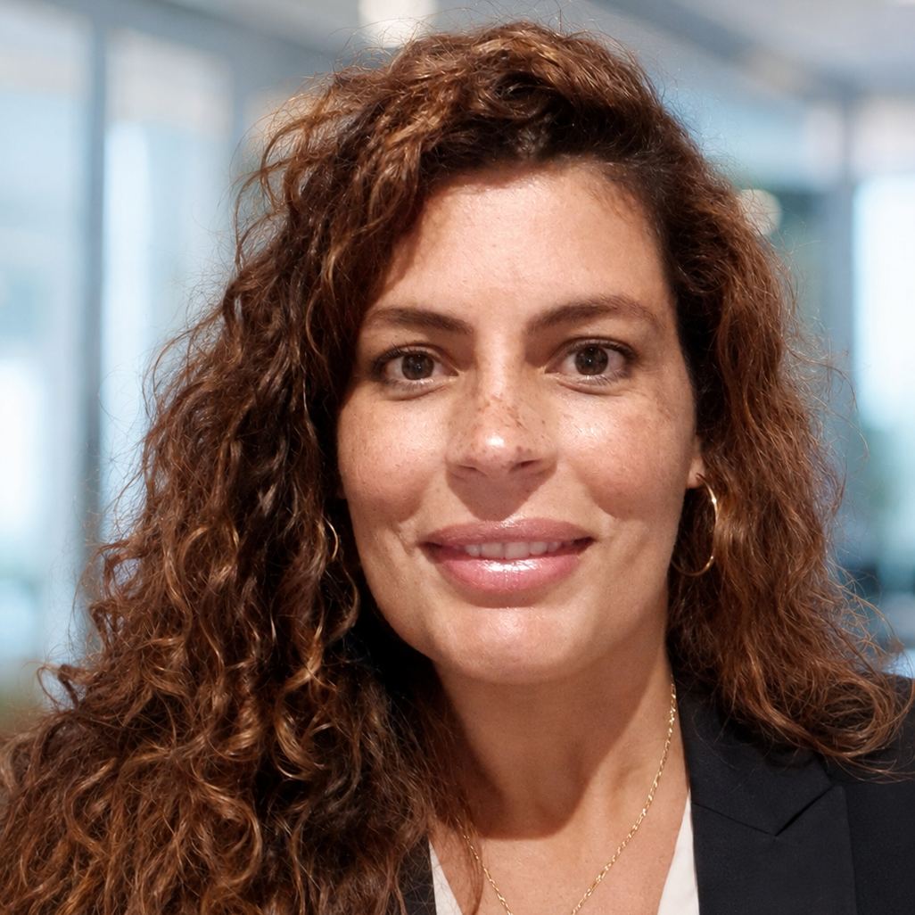 Headshot of Joanna Safarik